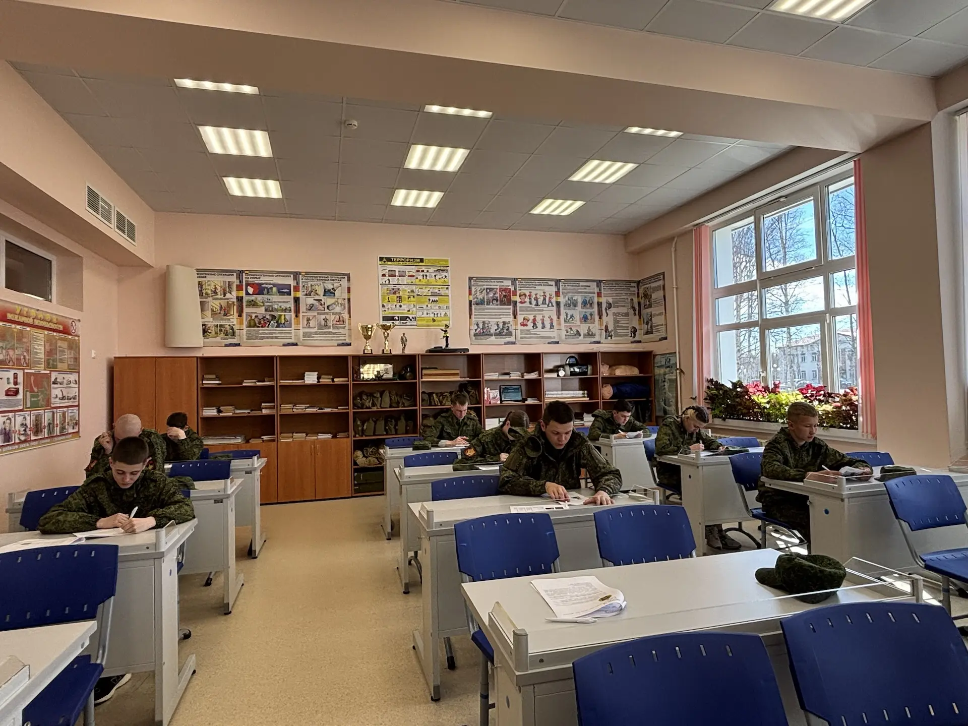 2️⃣ВТОРОЙ ДЕНЬ НАЧАЛСЯ

Второй день  зонального этапа «Зарница 2.0» начался.

На построении командам