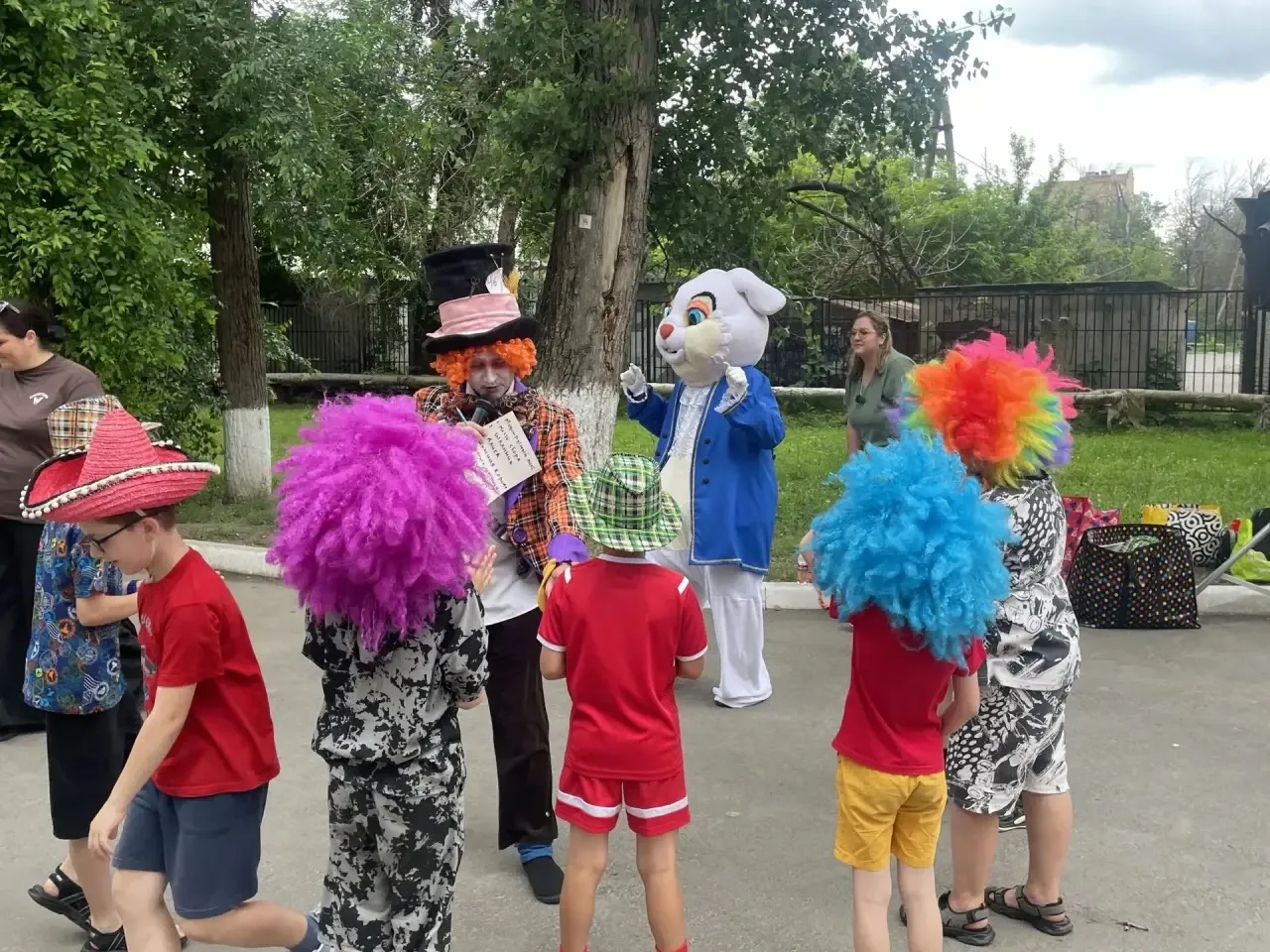 🌞 В лагере «Солнышко» настоящая жара! Наши ребята не успевают скучать!

Делимся яркими моментами эт