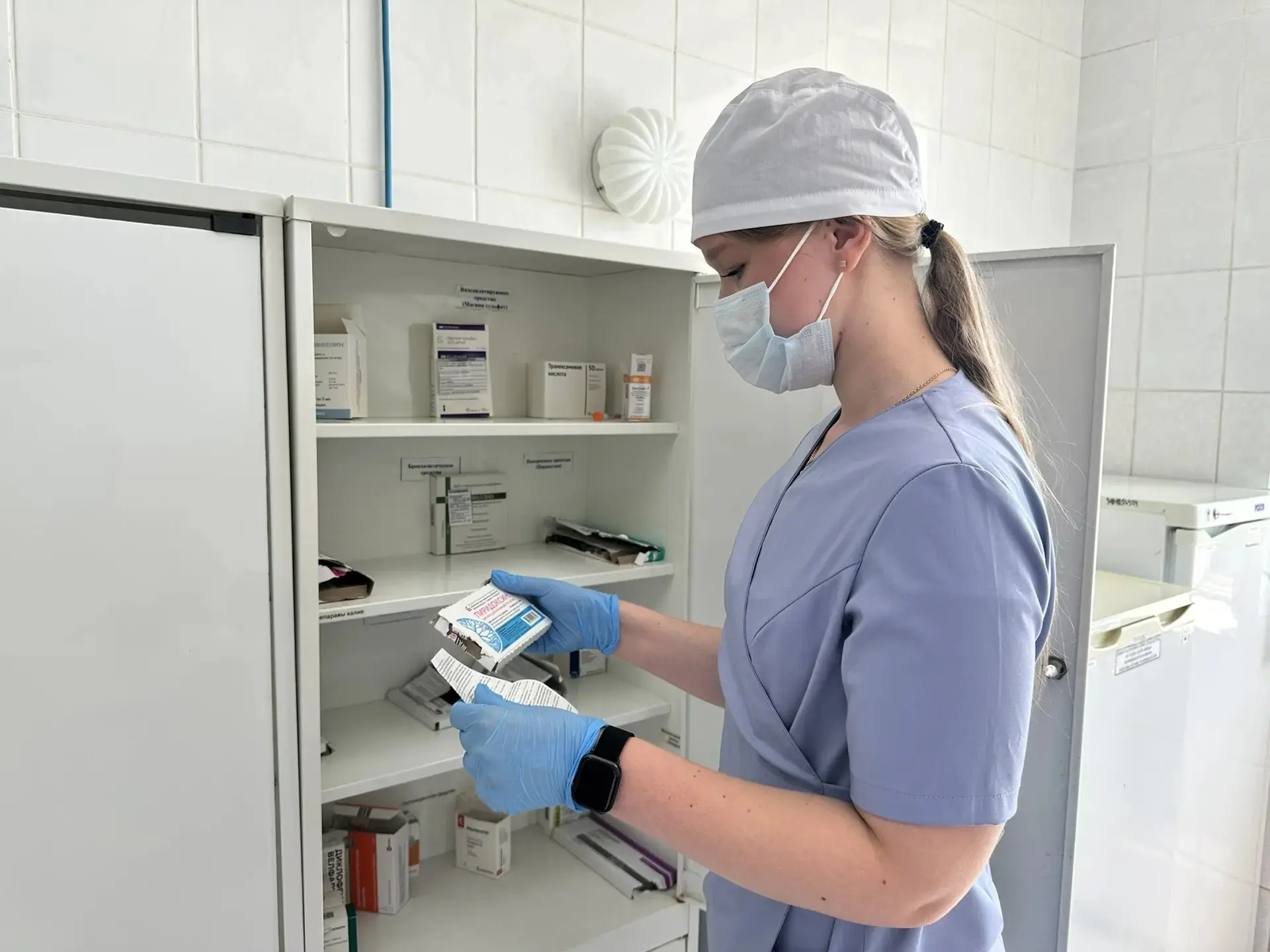 Будущие медицинские сестры на практике в ГКБ им. Арх. Луки 🏥

Студенты 2-го курса Державинского уни