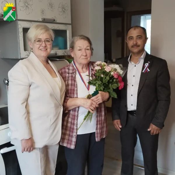 🏅Алевтина Сергеевна Кинёва удостоена почетного звания "Почетный гражданин Кишертского округа"!

Поч