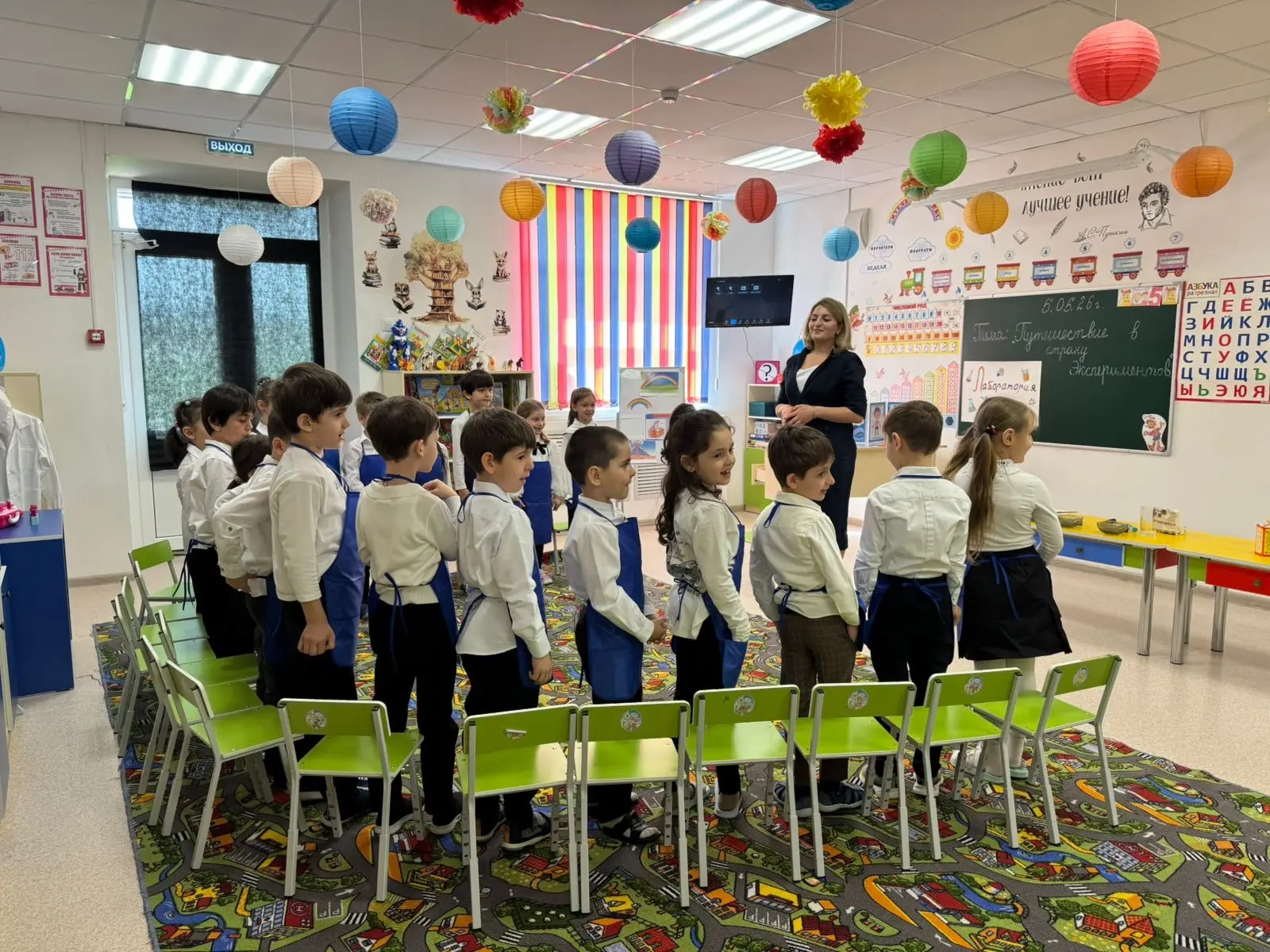 Сегодня в подготовительной группе «Мечтатели » прошло увлекательное занятие по познавательному разви