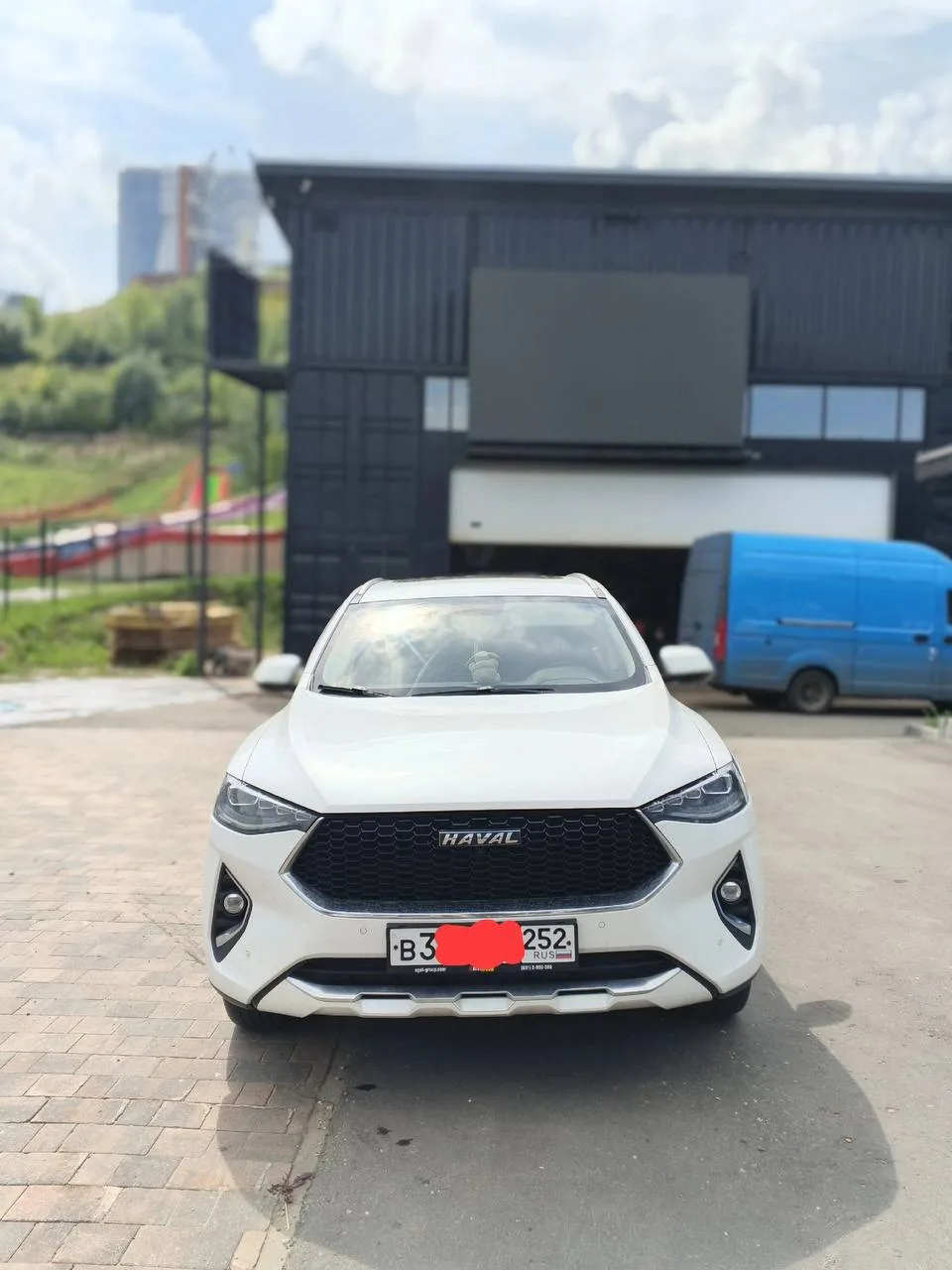 Продаю Haval F7 2019 года. Второй хозяин. Пробег 60 000 км. 

Главный плюс — грамотная прошивка двиг