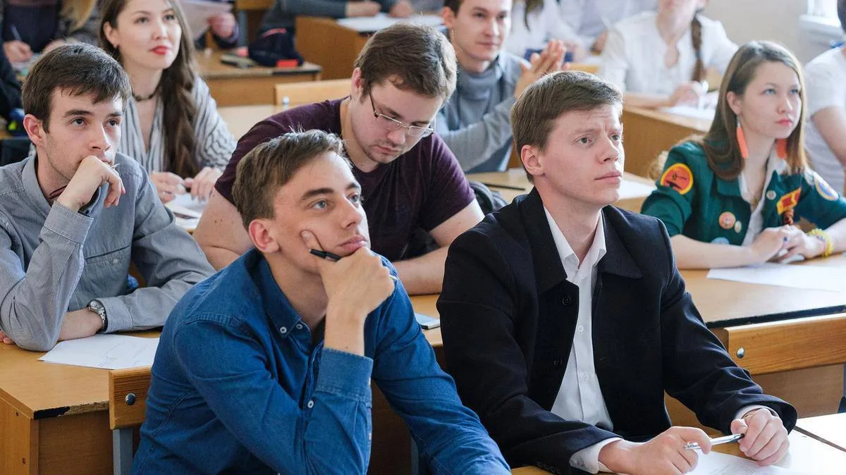 «Единая Россия» выступила в защиту прав школьников и их родителей

Партия призвала проверить случаи 