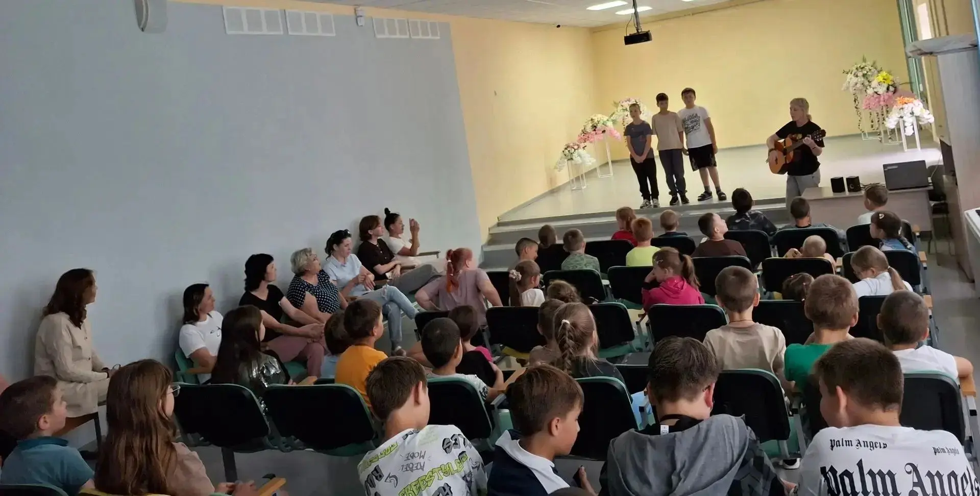 ✨Сегодня, завершающий день в лагере "Маленькая страна". 
Воспитанники выложились на все сто! Звучали