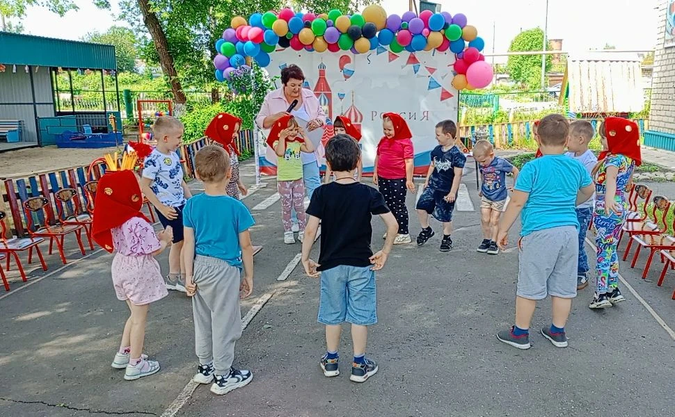 🇷🇺 День России в детском саду:  праздник с душой!

Наши малыши отметили День  России по‑особенному
