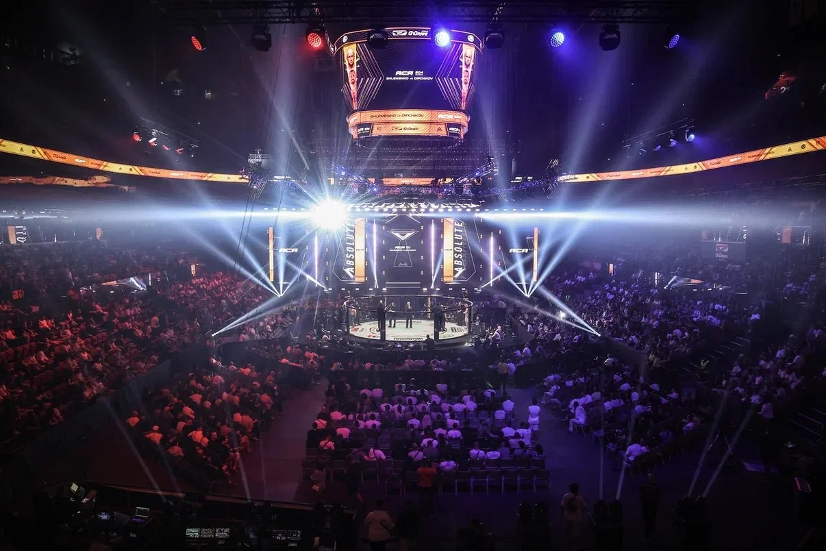🥊 19 июня на G-Drive Арене прошёл большой турнир АСА 204

Давайте на пару минут вернёмся в тот день