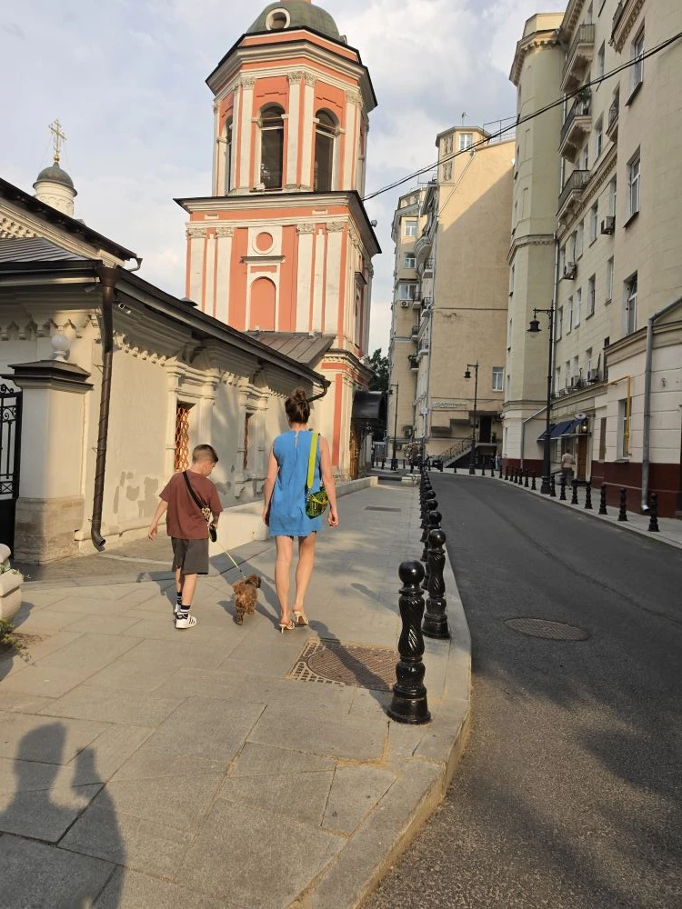 Три недели назад Яна родила нашего третьего ребёнка.

И сегодня я снова поймал себя на мысли, что см