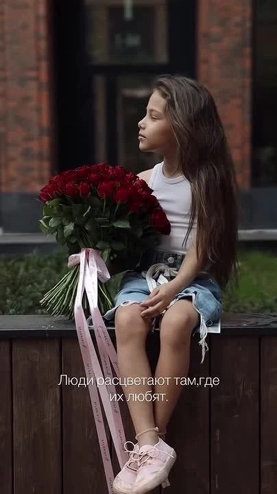 3499₽ 51 штука 
6499₽ 101 штука 

Бесплатная доставка по Москве 
В наличии белый розовый кремовый и 