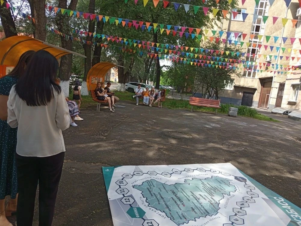 Воспитанники пришкольного лагеря "Дружба" приняли участие в исторической программе «Россия начинаетс