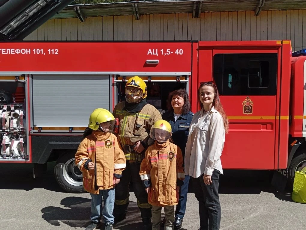 11 июня успешно прошёл "День пожарной безопасности" 🔥🚒 на загородных дачах ГБДОУ детских садов 43,