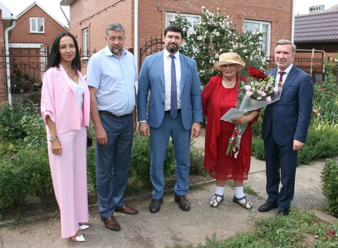 Вчера свой день рождения отмечала Галина Николаевна Куницкая, инвалид детства, получившая травму в г