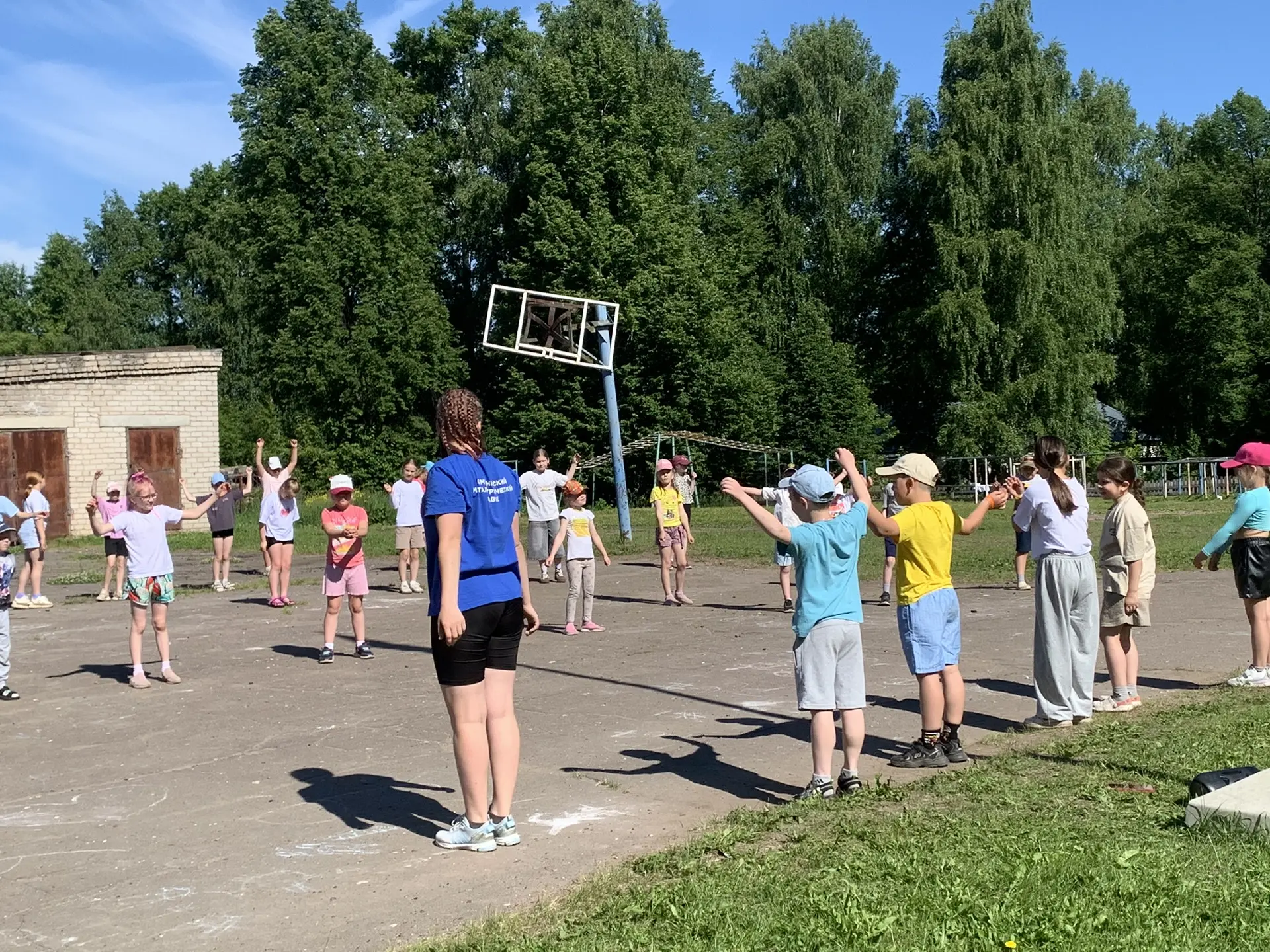 ☀️ Орлята России! 
Школьный лагерь. День девятый. 
⛱️ Сегодня прошла половина лагерной смены и мы вс
