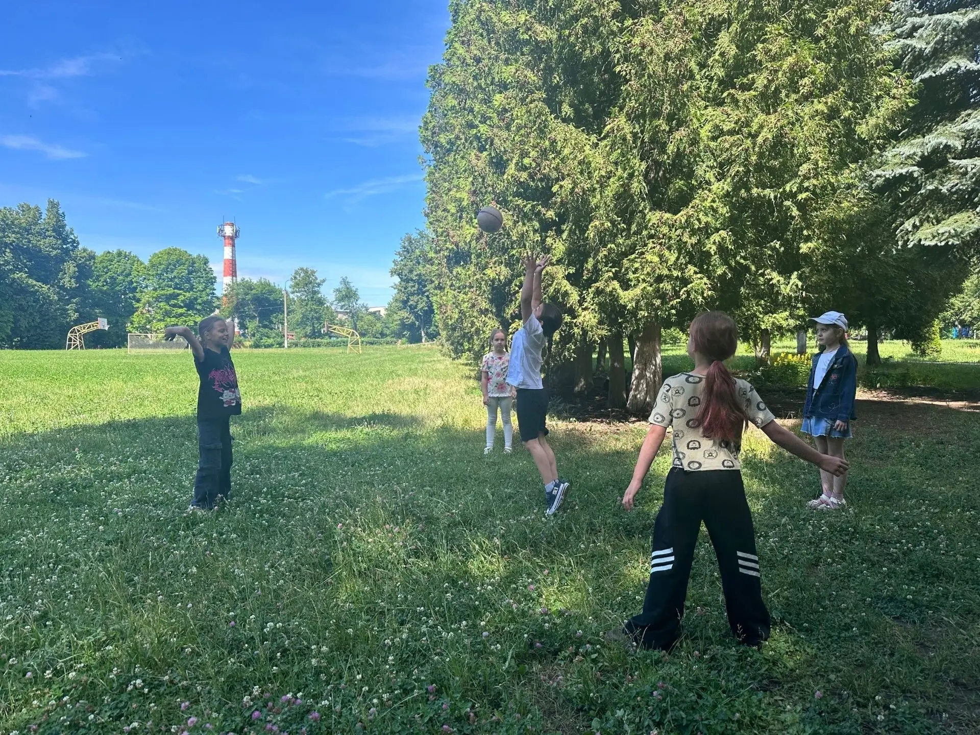17 день в ДОЛ «Солнышко» 🌞

🎉 Сегодняшний день в нашем лагере стал настоящим праздником знаний и о