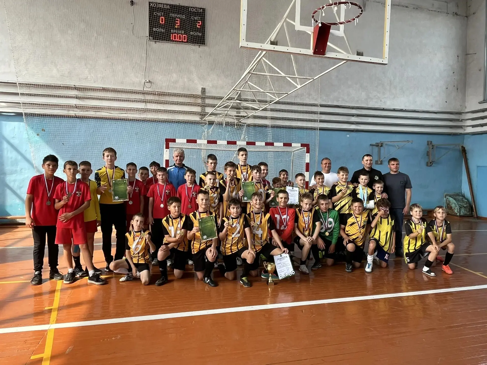 ⚽В ритме победы: «Красногорец» блестяще выступил на турнире в Верхних Сергах
Сегодня, 12 июня, в Ден