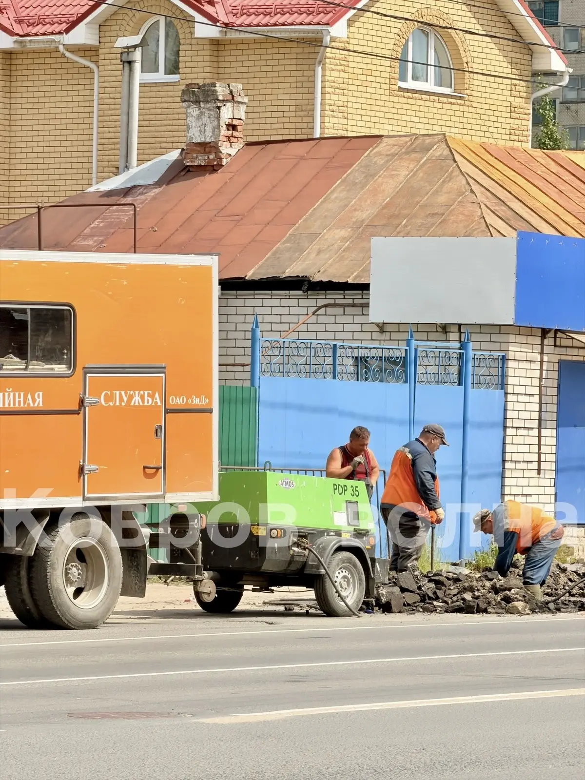 УРА, ТОВАРИЩИ ‼️
ЗА ЯМУ ВЗЯЛИСЬ ПО ПОЛНОЙ ПРОГРАММЕ 💪🏼🔎

На Шмидта колодец проваливался под землю