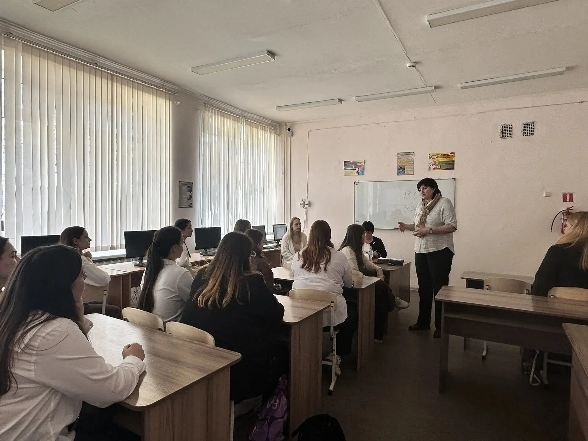Прямой диалог — прямой путь к трудоустройству 🤝

Трудоустройство выпускников — одна из главных зада