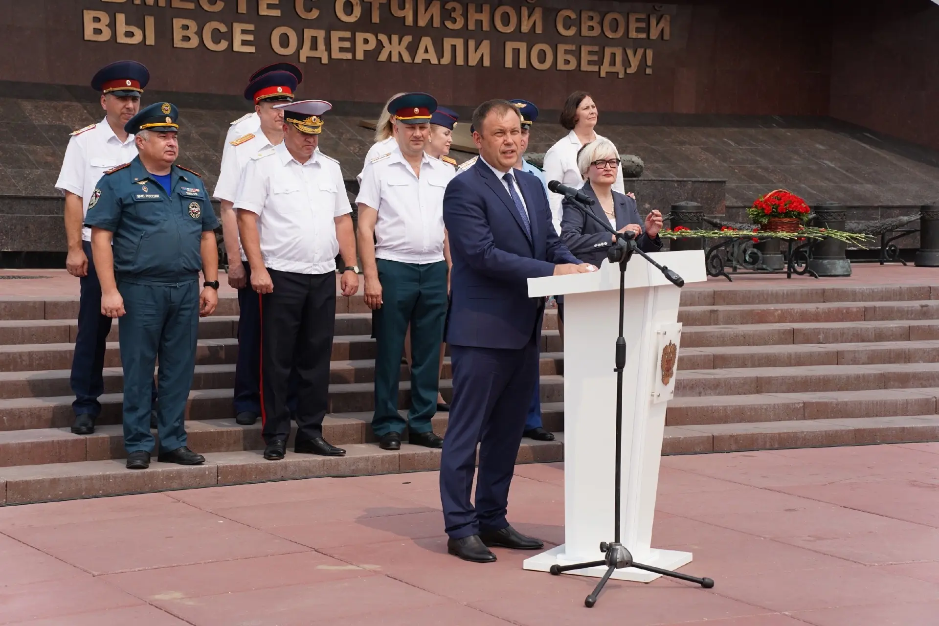 Гордость и честь: кадеты на выпускном губернаторских образовательных организаций!

⚡Воспитанники кад