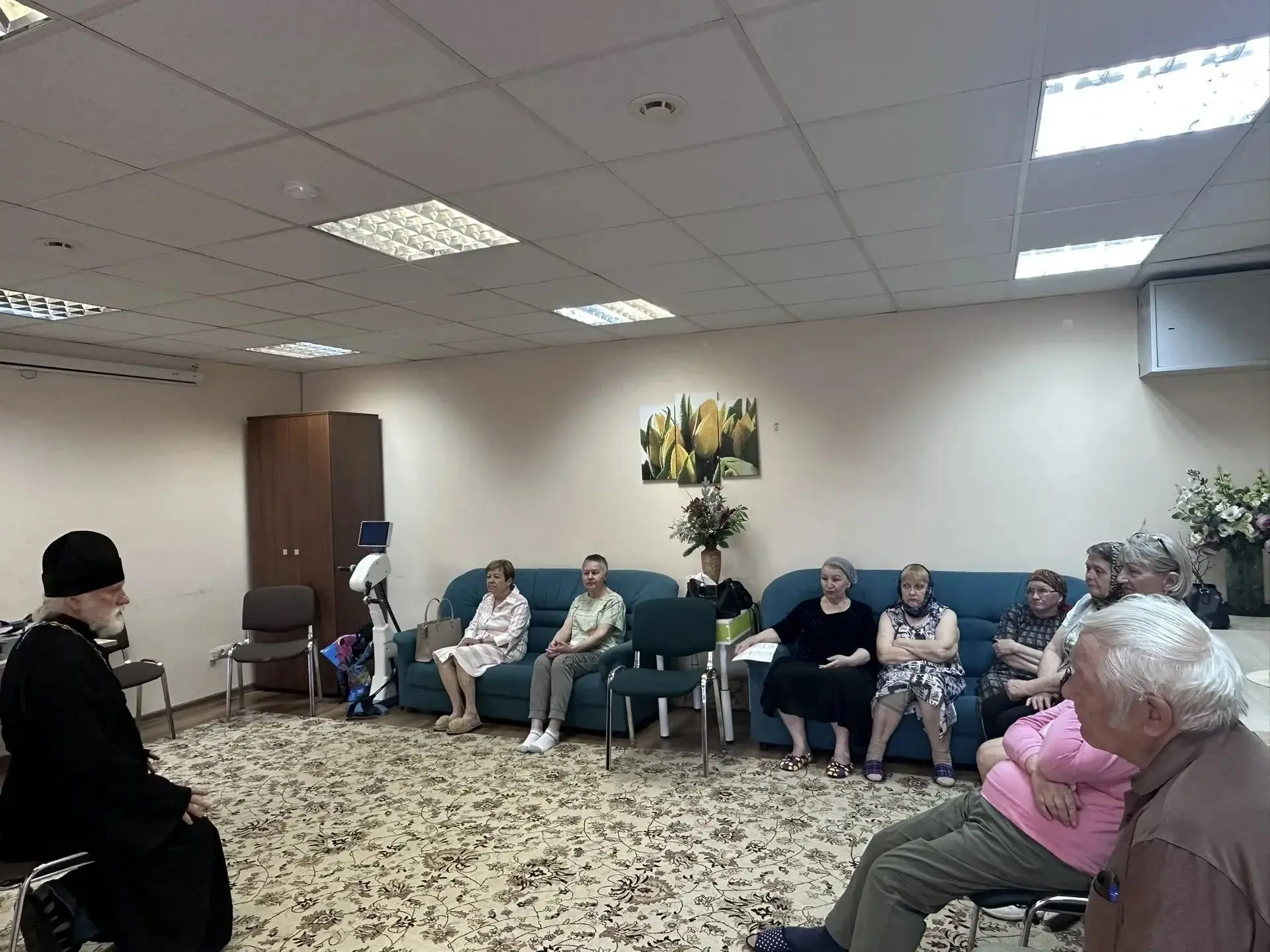 На прошлой неделе для получателей социальных услуг был организован православный час, посвященный пра
