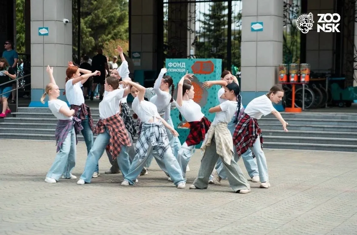 Горский | Ленинский район | Новосибирск🏡

🇷🇺 День России провели ярко, дружно и с отличным настро