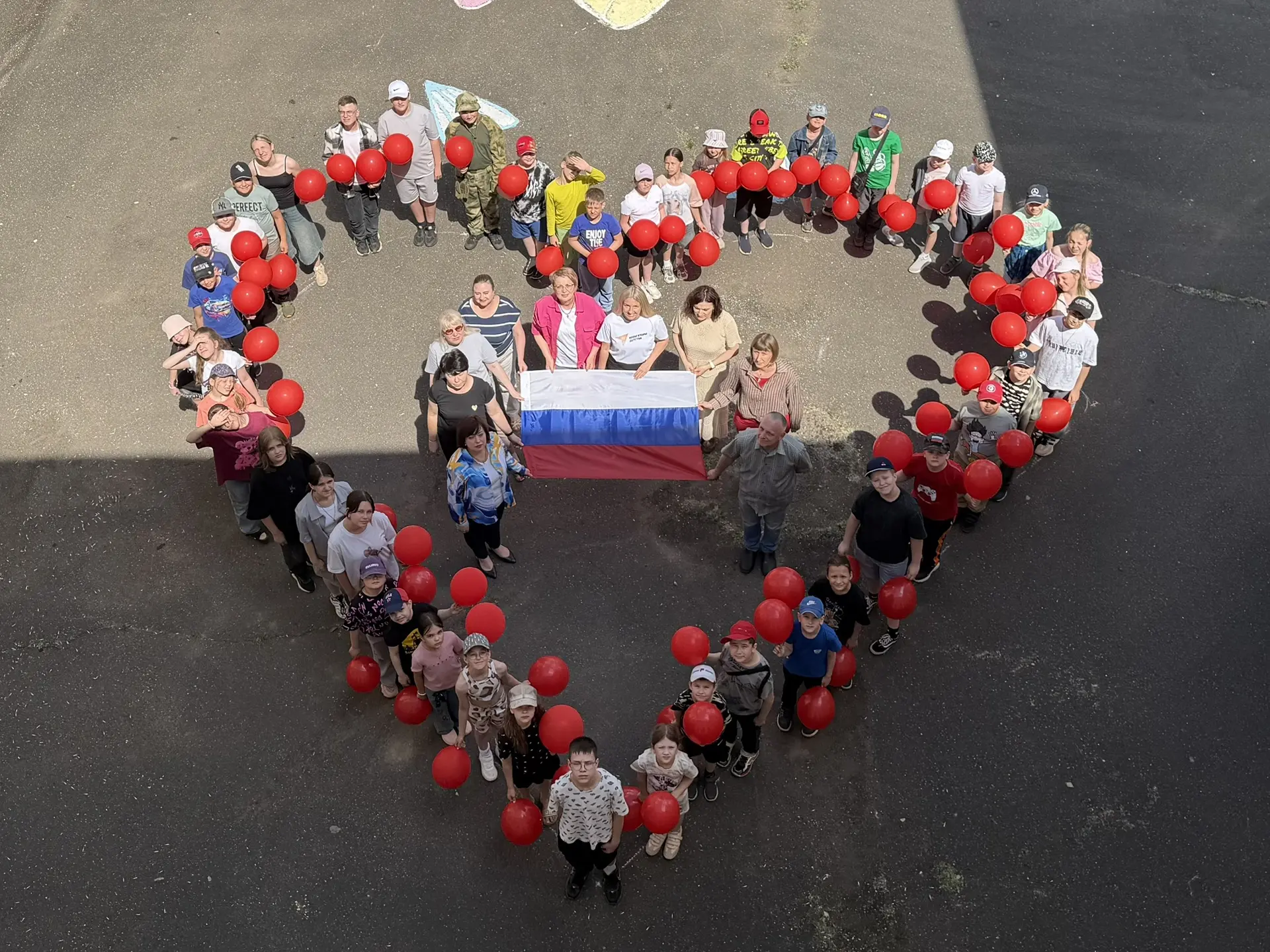 🇷🇺12 июня - День России🇷🇺
Мы желаем нашей Родине силы духа и стабильности. А всем нам, живущим п