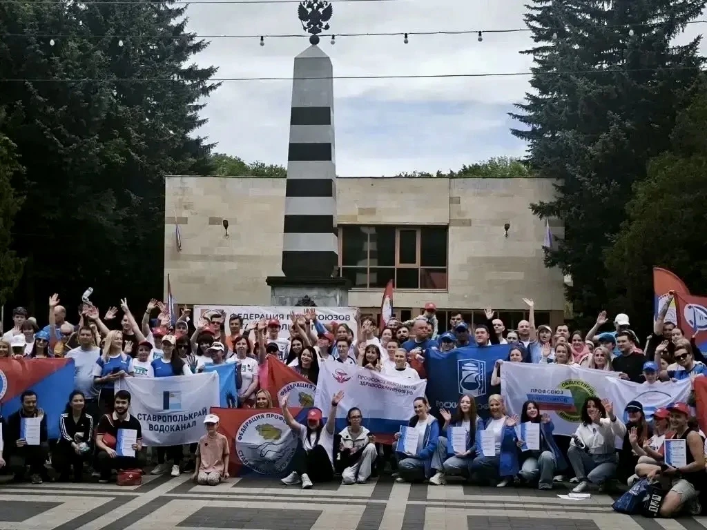🏃‍♂️✨ Благотворительный марафон «Добрый май» — вместе мы можем больше! ✨🏃‍♂️

24 мая в Парке Побед