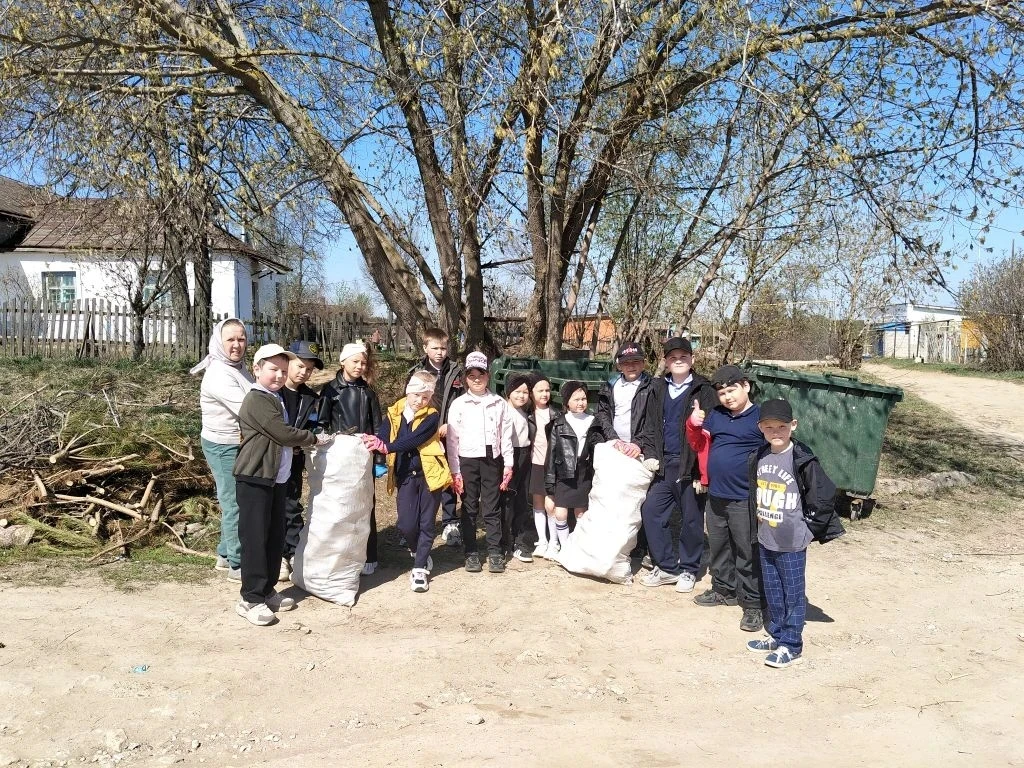 Школьный субботник 🧹