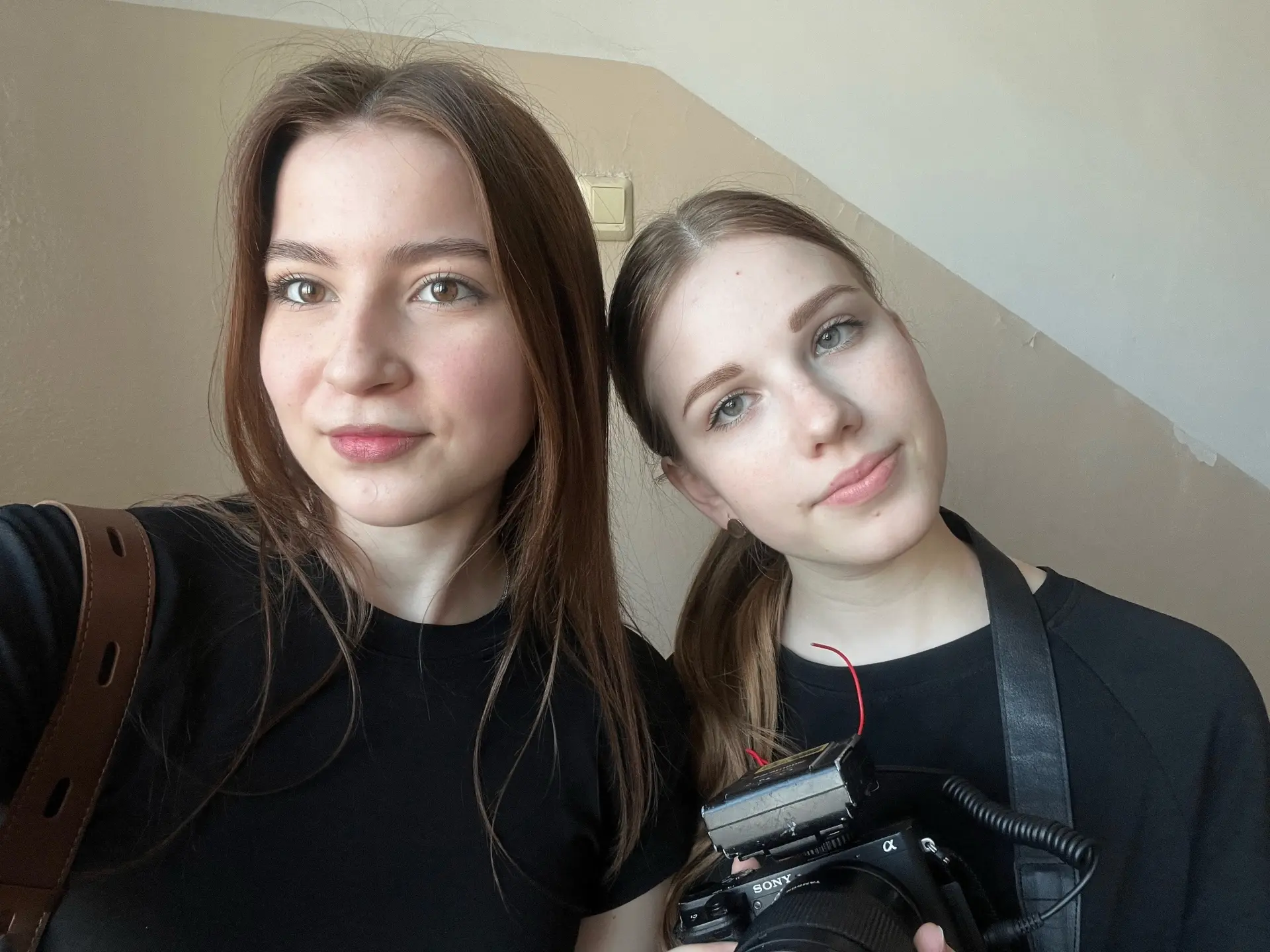 Что происходит там, куда не пускают гостей? 👀

Снимаем закулисье Колледжа ВятГУ прямо сейчас! Скоро