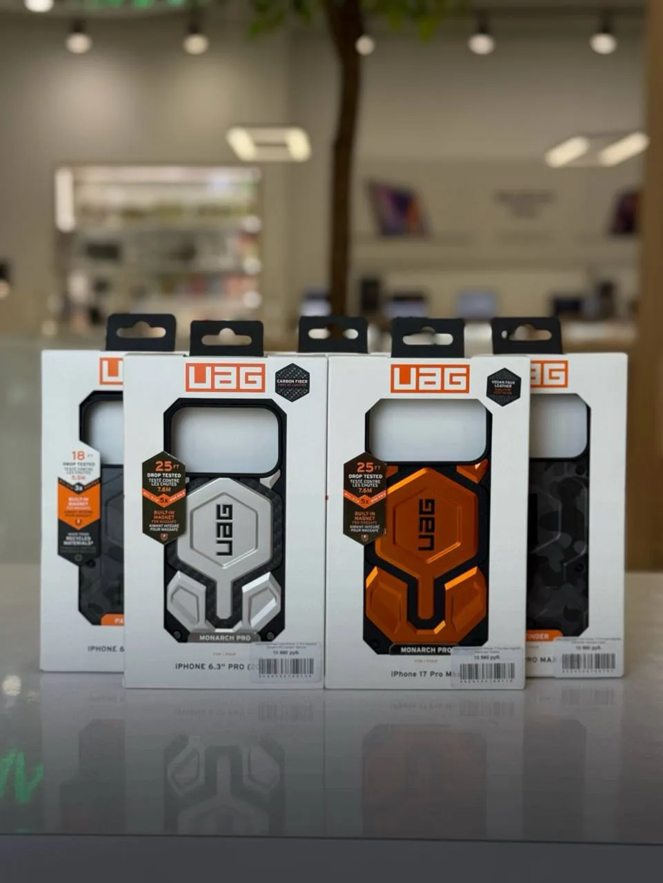 НОВИНКА В GOOD BRAND 🔥
Чехлы UAG 😍

• Жёсткий каркас 
• Премиальные материалы (кожа и кевлар)
• По
