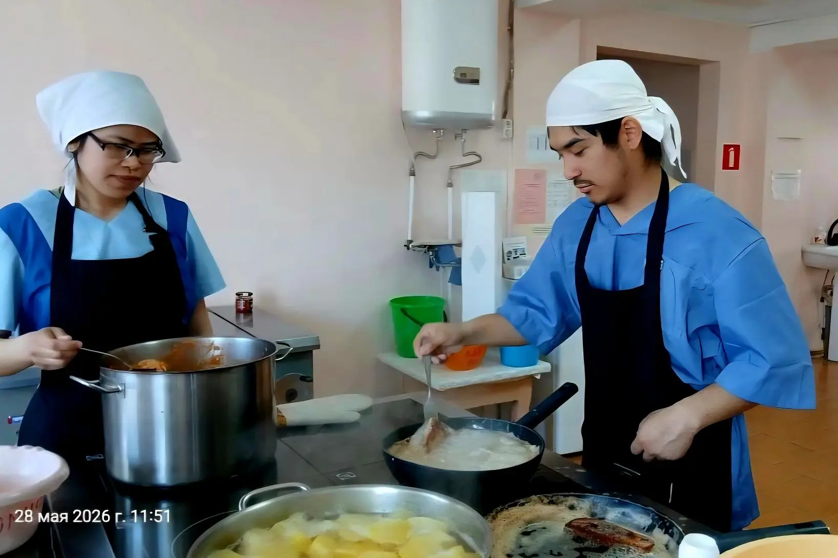 🔹 ПРОИЗВОДСТВЕННАЯ ПРАКТИКА НАШИХ ПОВАРОВ НА ФИНИШНОЙ ПРЯМОЙ!

Представьте, полтора месяца на насто
