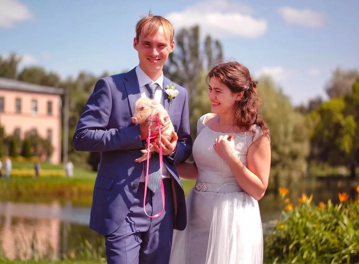 🥂У нас сегодня с мужем 7 лет брака! Поженились в красивую дату 19.07.19, прошли вместе пандемию, дв