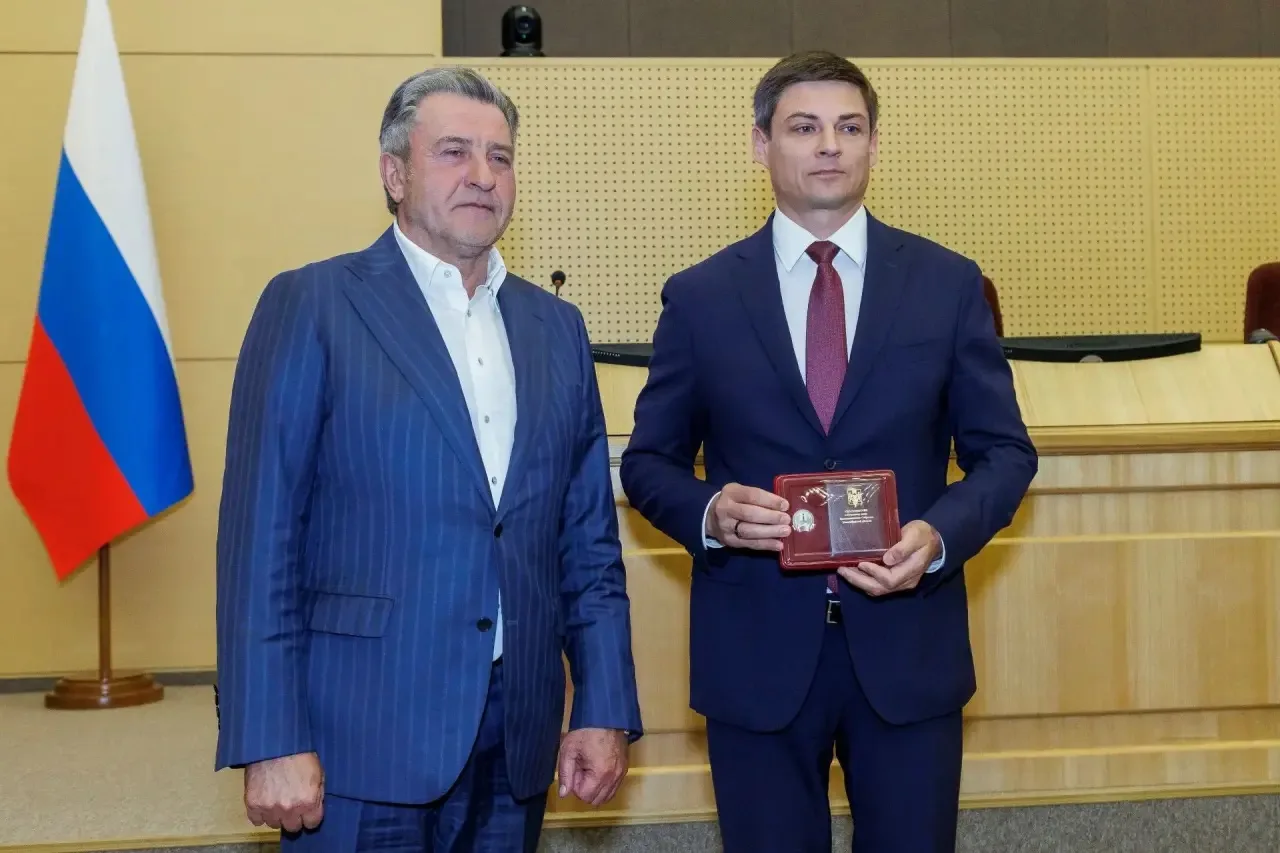 📜 Благодарность за сотрудничество и реализацию проекта «В одной команде со СВОими»

В знак благодар