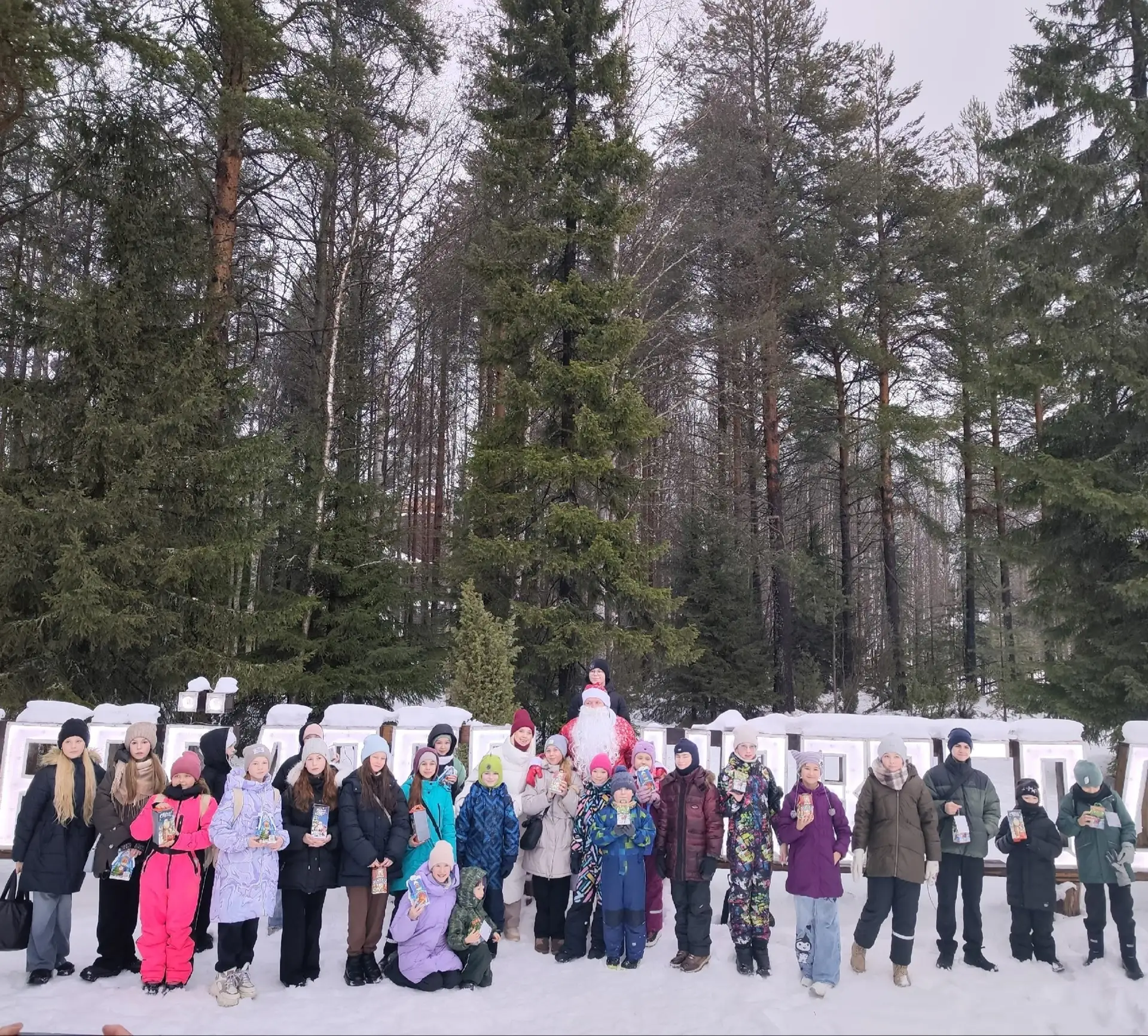 Год подводим в движении! 

Год подходит к концу — время подводить итоги! 

Наша танцевальная группа 