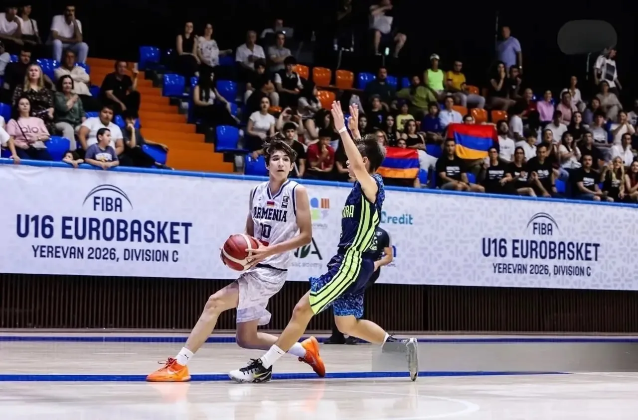 🏀 Наша гордость на европейском паркете!

Наш талантливый воспитанник спортивной школы Дмитрий Аджян