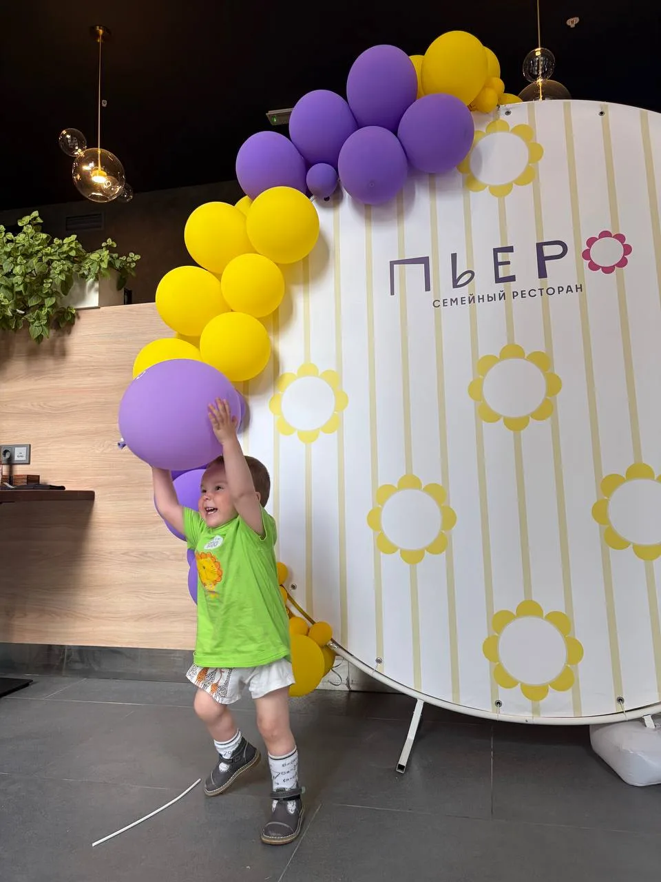💥 Найден идеальный семейный ресторан!
📍Это Пьеро в ЗИЛарте

Мы с мужем были поражены, как здесь кр