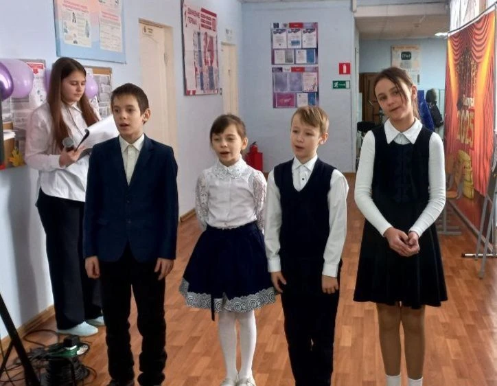 🇷🇺Праздничный концерт ко Дню защитника Отечества в МБОУ «Троицкая ООШ» 🇷🇺20 февраля 2026 года на