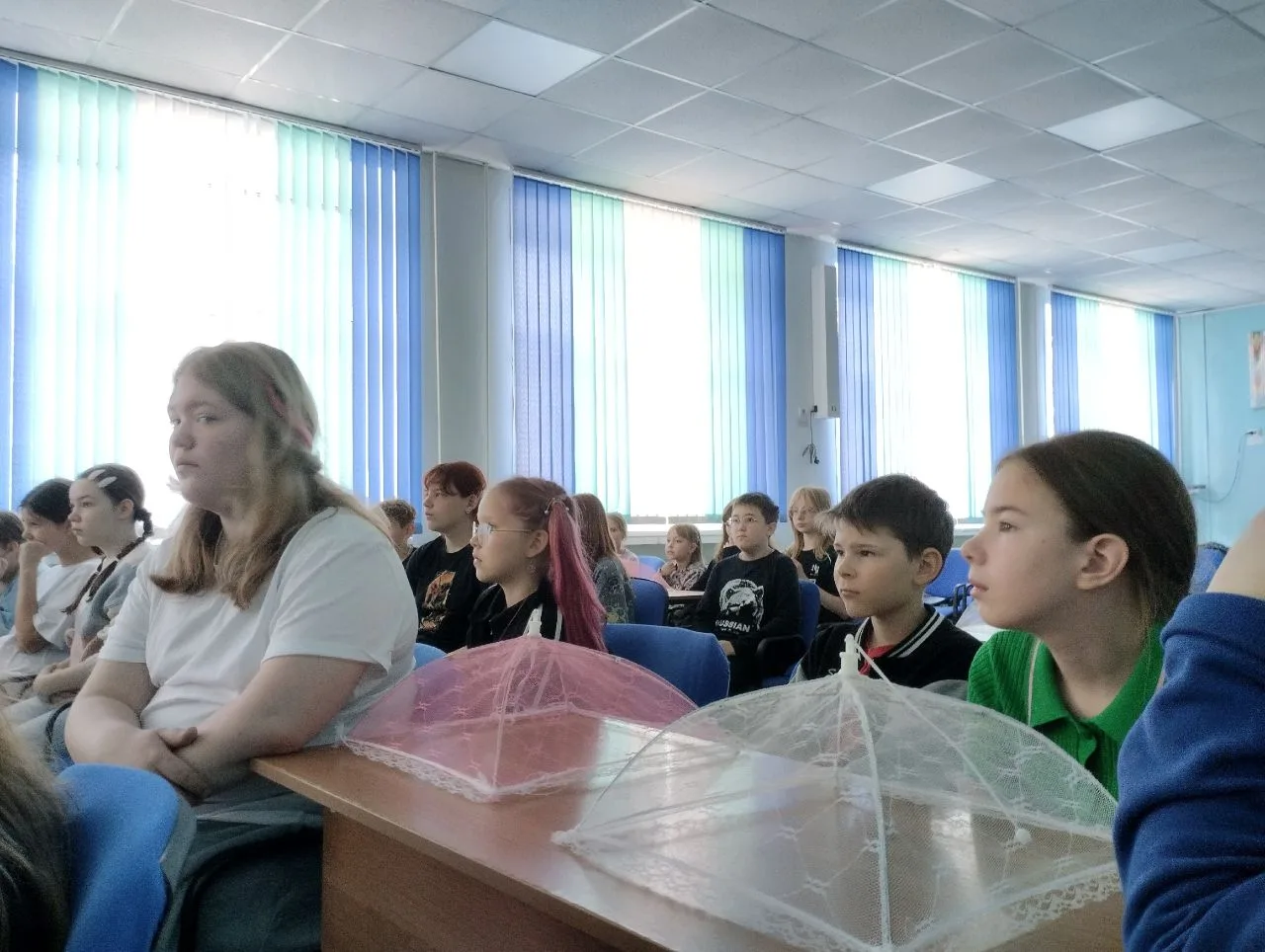 Сегодня в лагере «Я, ты, он, она, мы — единая страна» день прошёл насыщенно и ярко🔥

Вот что успели