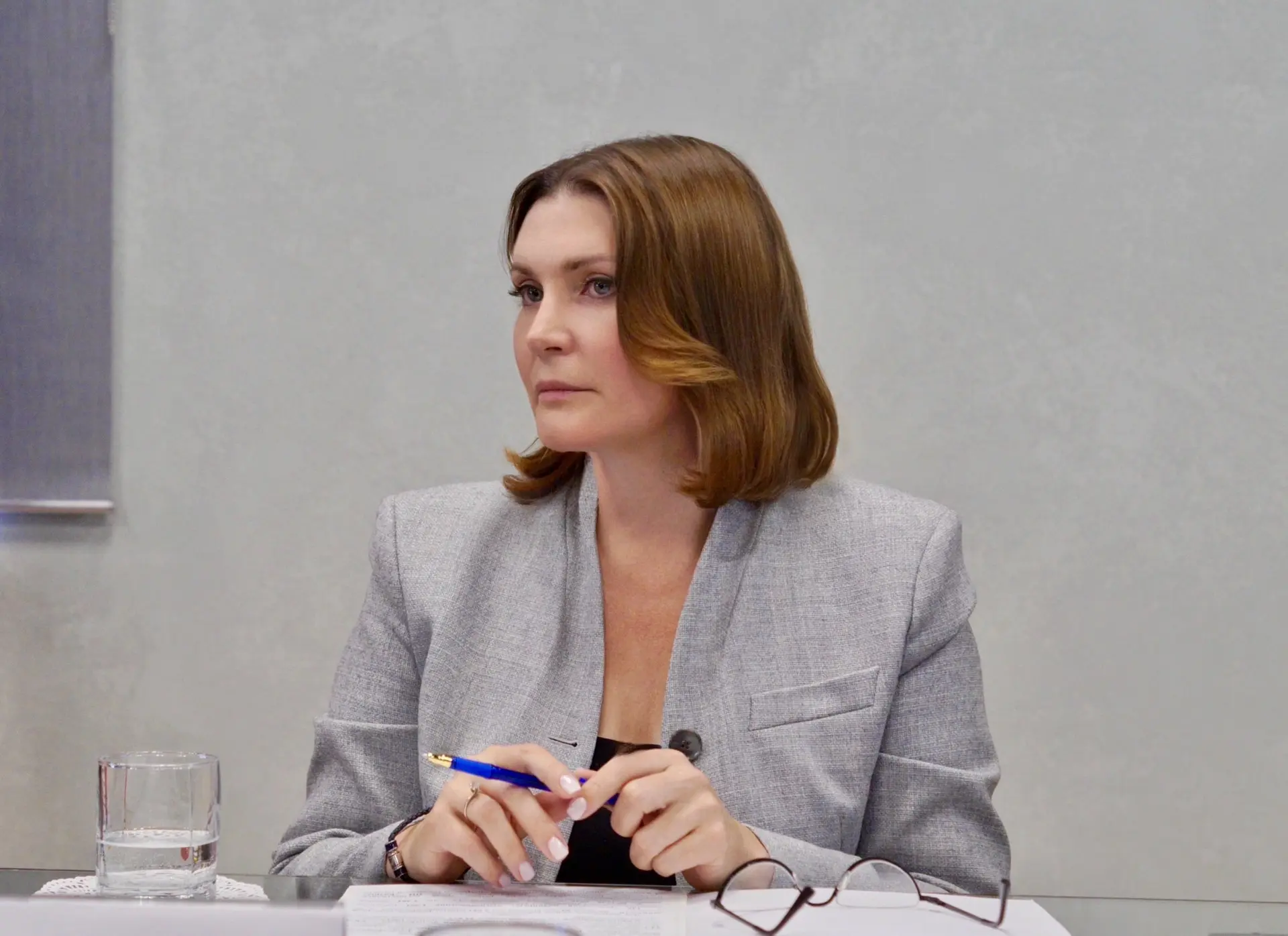 Выявление, оценка и предотвращение нежелательных последствий применения лекарств - это ключевые цели