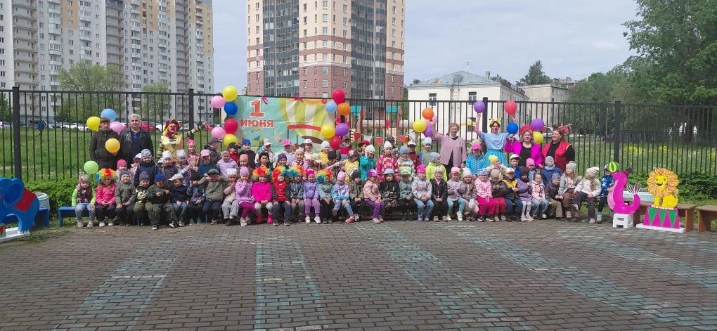 1 июня — особенный день, наполненный звонким смехом и радостью! 🎈

В нашем детском саду прошёл ярки