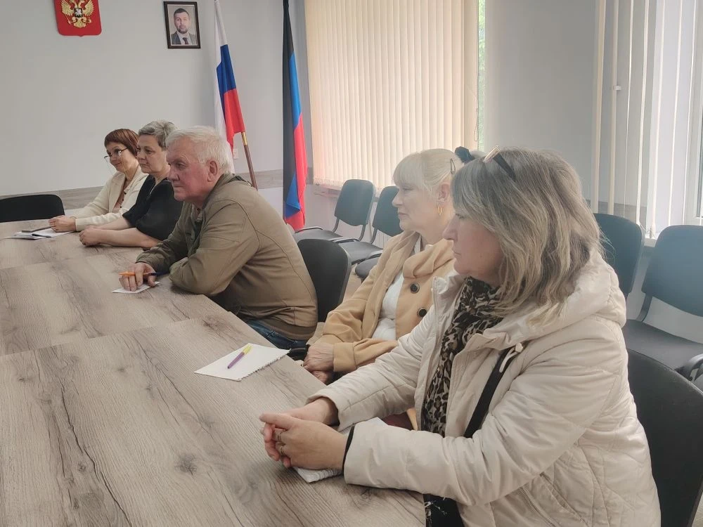 "Zа здоровье"
   В Орджоникидзевском районе Мариуполя 5 мая  состоялся круглый стол "Zа здоровье", и