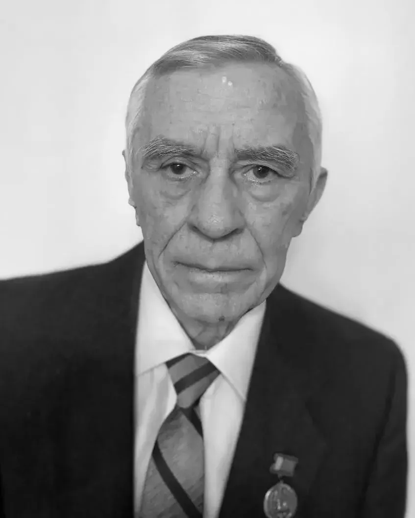 Друзья, с прискорбием сообщаем, что на 82 году жизни скончался Бердников Валентин Константинович.

В