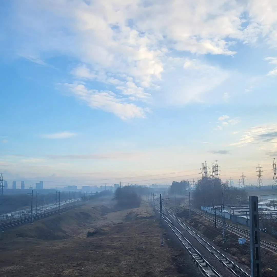 Доброе утро, соседи! Удачного рабочего дня ☺️

📸 Борискина Елена
#юао #бирюлево #восточноебирюлево