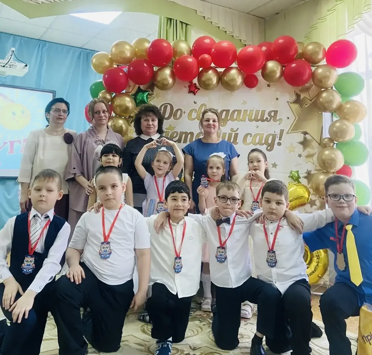 ВЫПУСКНОЙ✨

В последнюю неделю мая прошли выпускные утренники «До свидания, детский сад!».🫶

Это ра