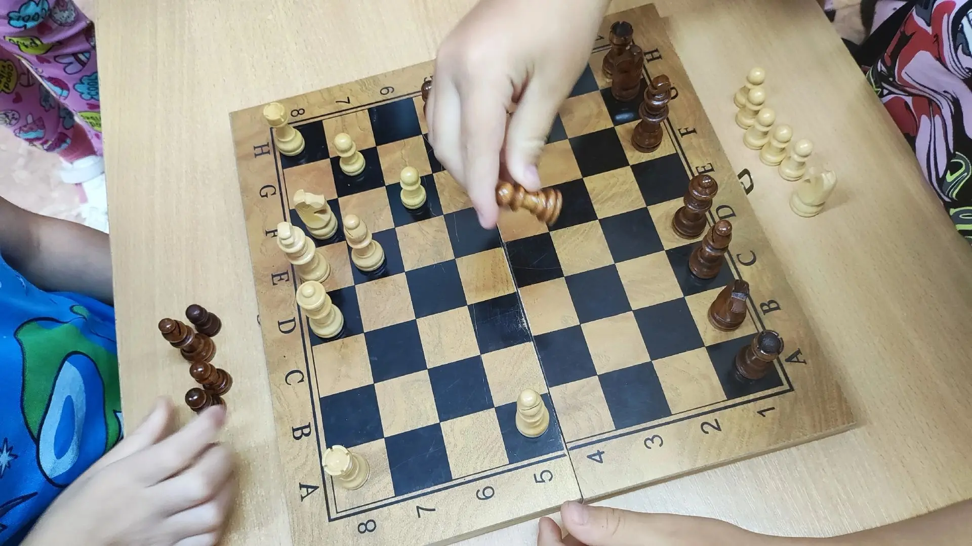 ♟ ️Вчера в нашем детском саду был день шахмат!
У старших дошкольников прошёл настоящий «турнир мысли
