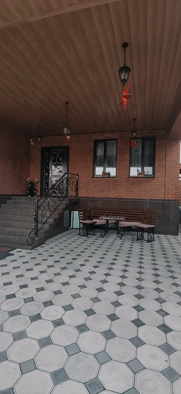 🏨ГОСТИНИЦА КАБАРДИНО-БАЛКАРИЯ

Очень часто наши туристы интересуются условиями, в которых им предст