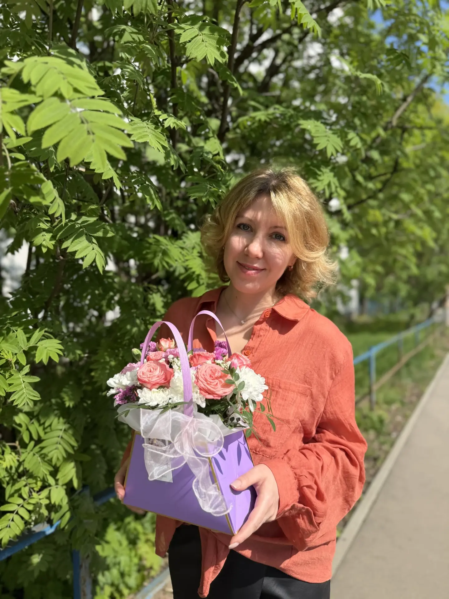 Много разных этапов жизни прожито, были периоды когда приходилось обесценивать, потому что не знала 