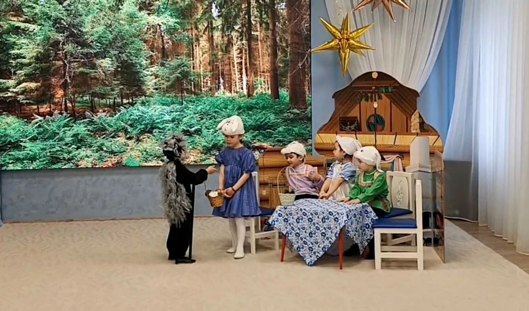 💫Премьера состоялась!💫 Наши маленькие артисты блестяще сыграли сказку «Мешок яблок» для самых важн