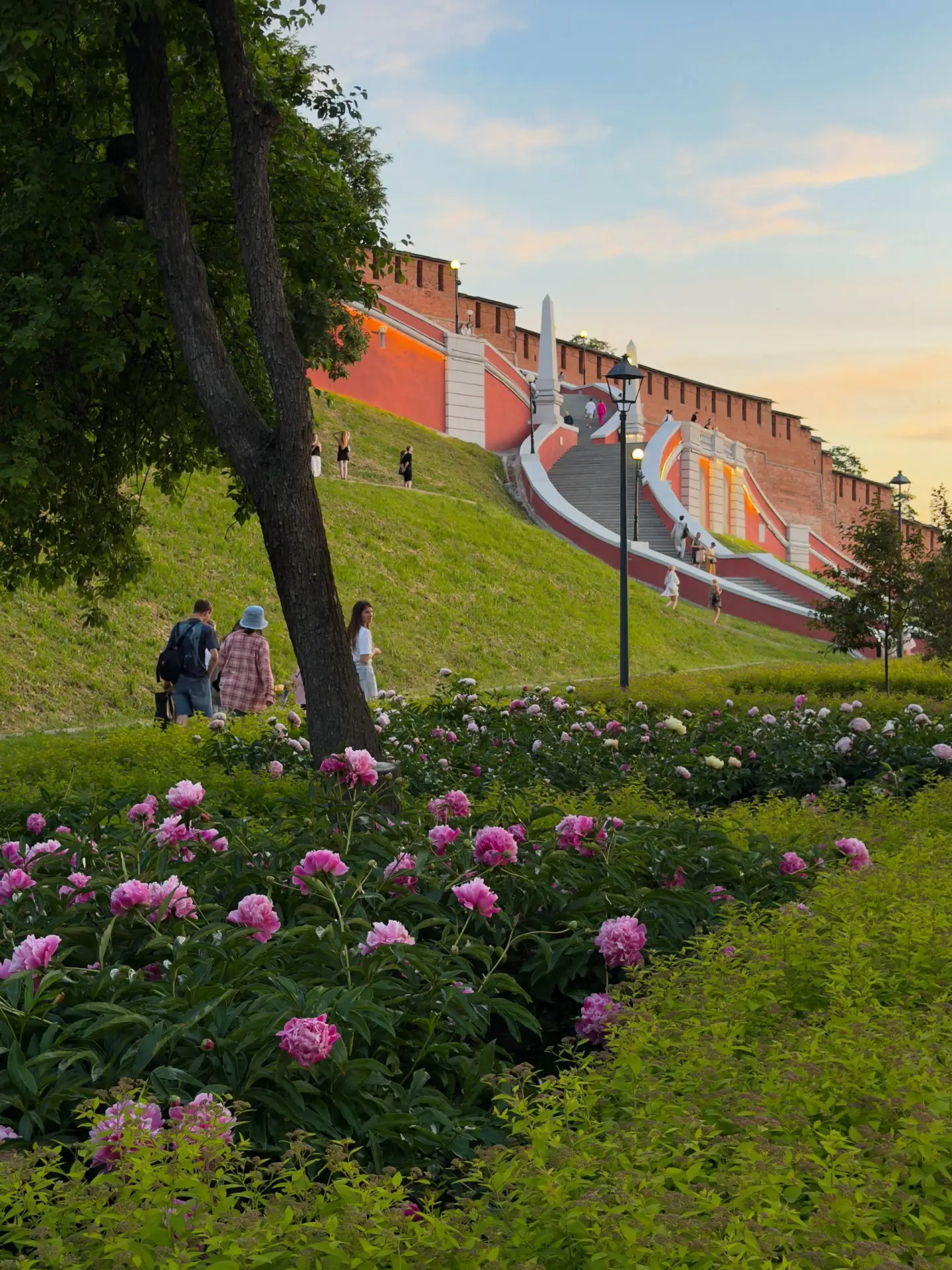 ☀️ Нижегородцы, доброе утро!

За окном чудесная погода, так что грех сидеть дома в такую субботу. Са