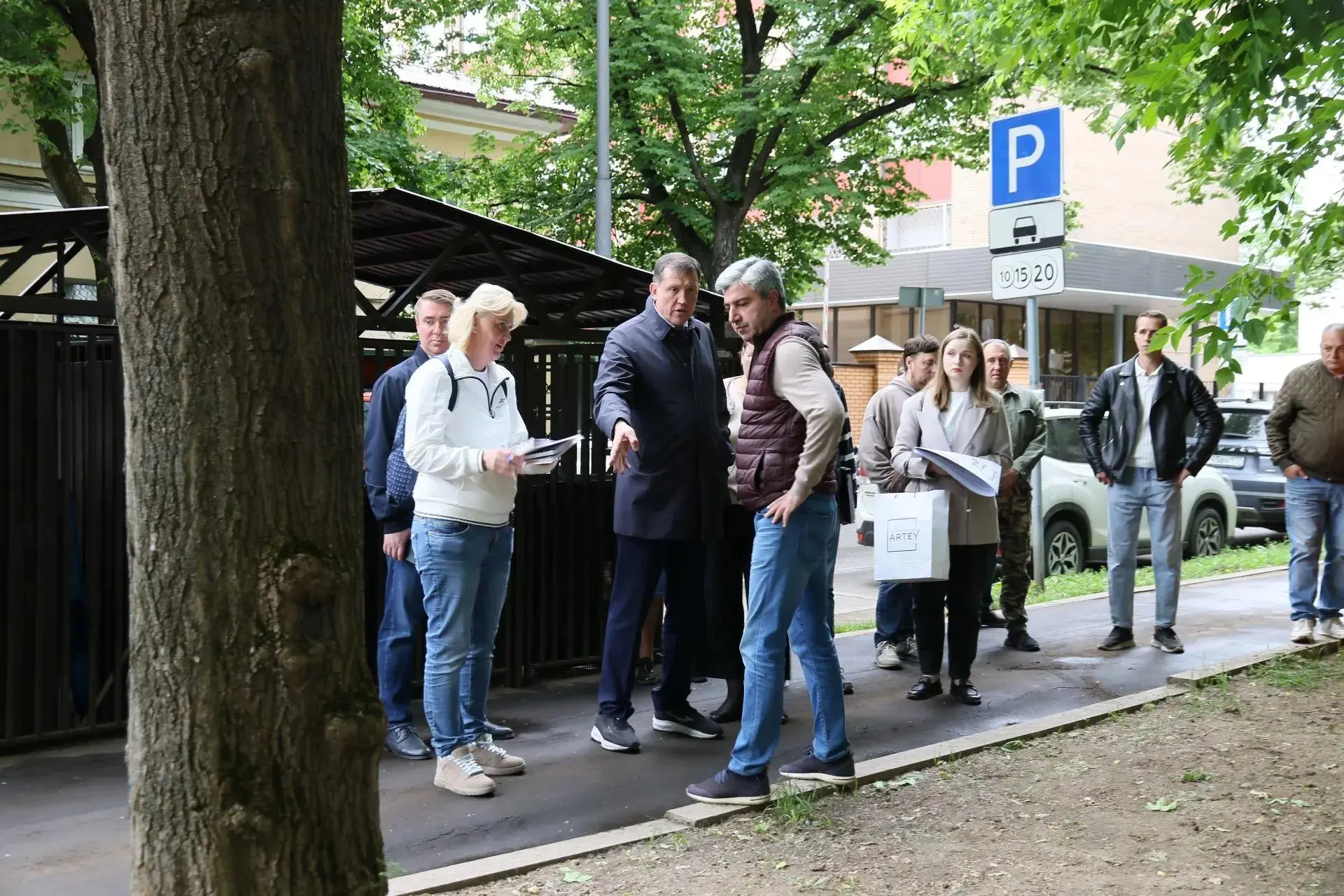 Владимир Говердовский провел объезд округа — в центре внимания объекты благоустройства 2026 года

Пр