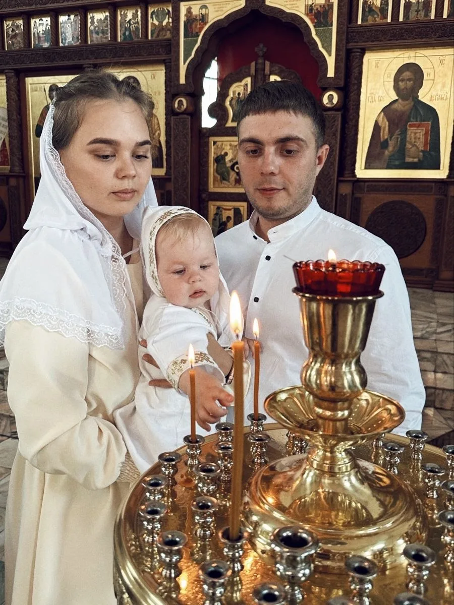 Отец является таким авторитетом для детей, каким не может являться мать, даже если дети душевно ближ