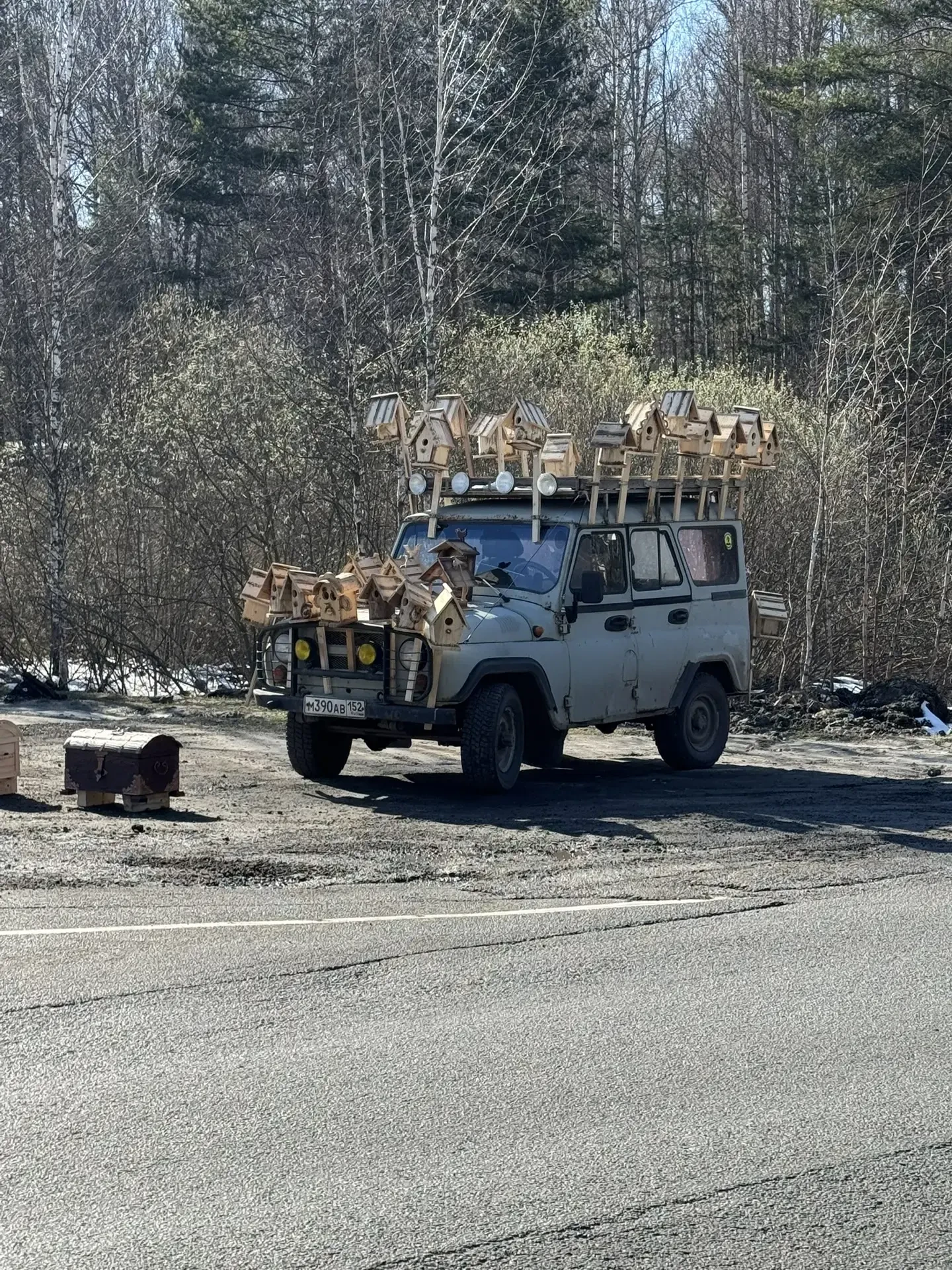 Сегодня был в Арзамасе. Как написано на дорожном указателе — городе Гайдара.

Был всего ничего, мень